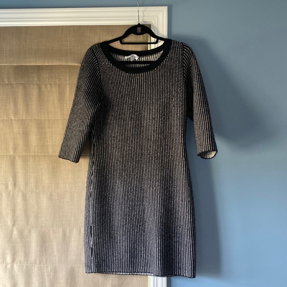 Pure wool black and white shift dress from amour vert